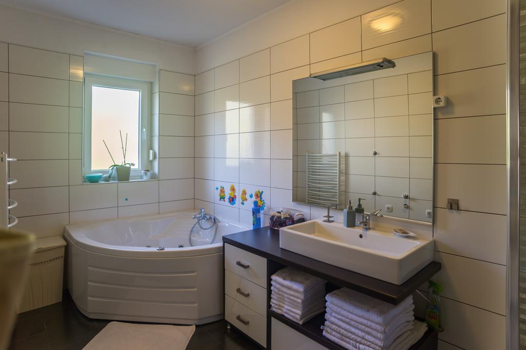 Apartment Galjanic Buzdohanj Kamer foto